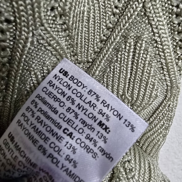 White House Black Market Diamond Stitch Sweater Tank Sage Green Medium - Picture 13 of 13